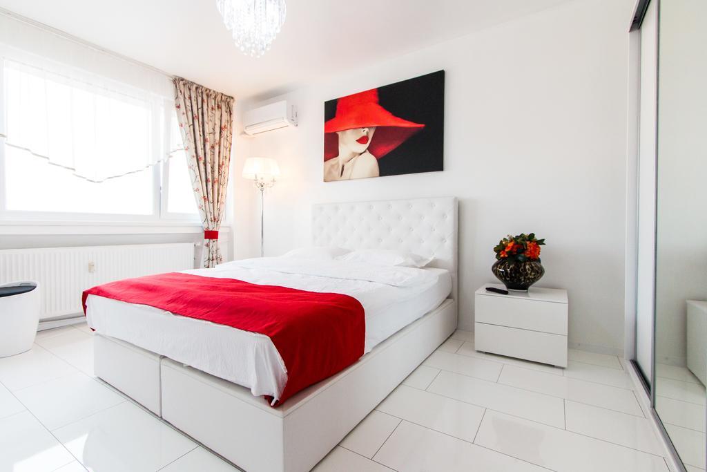 Belvedere Danubius Apartment Galati  Bagian luar foto